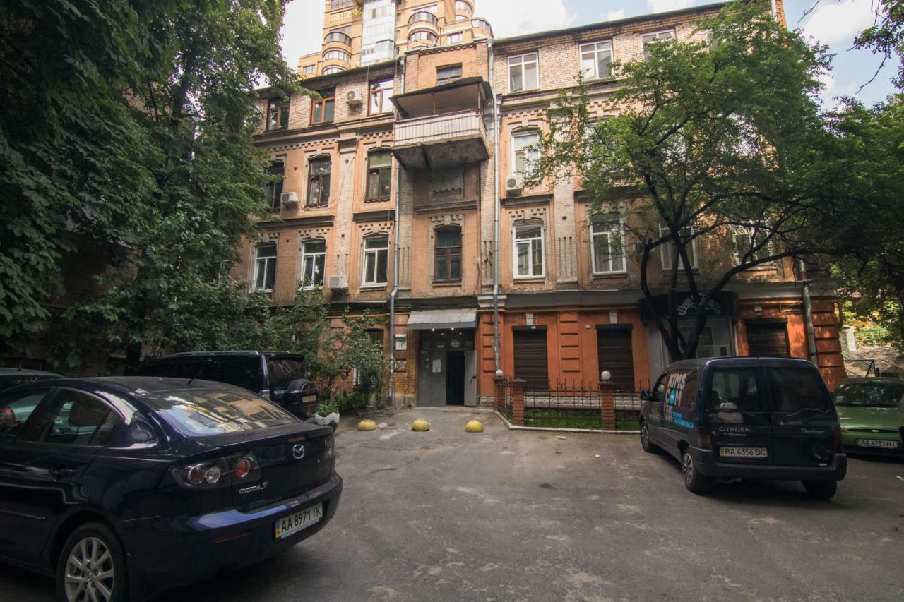 Lux Apartment Near Arena City Kiew Exterior foto