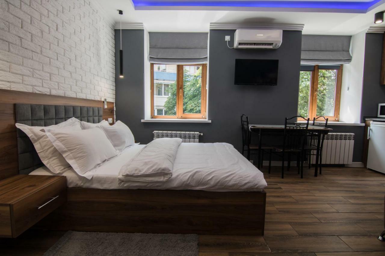 Lux Apartment Near Arena City Kiew Exterior foto